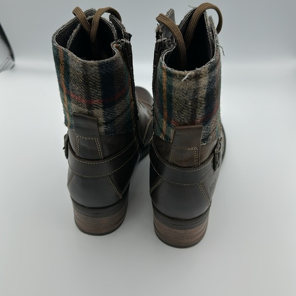 Taos Crave Plaid Chocolate Brown Boots Sz40 New - Picture 5 of 9